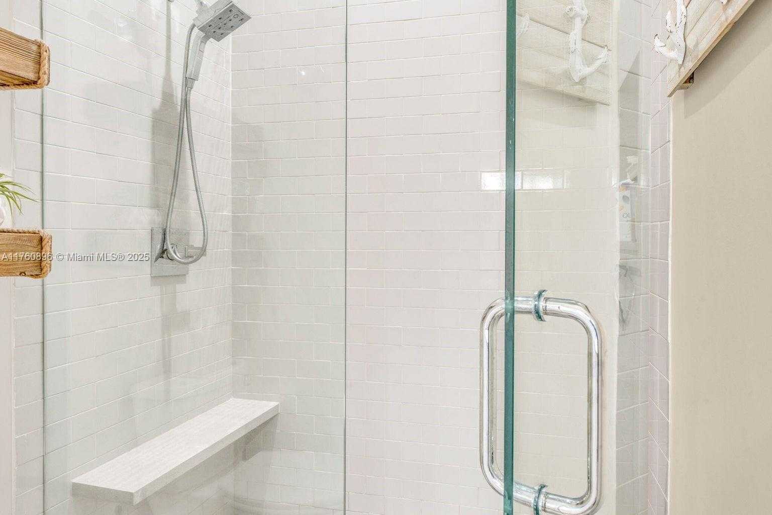 Small Image of 145 VENETIAN DRIVE, Islamorada Number 32