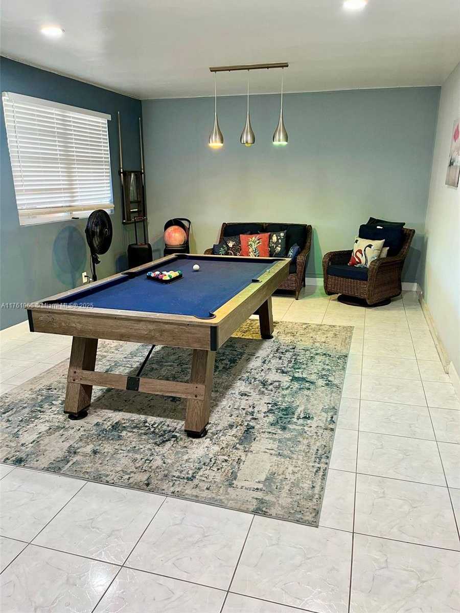 Small Image of 4701 ARTHUR ST, Hollywood Number 7