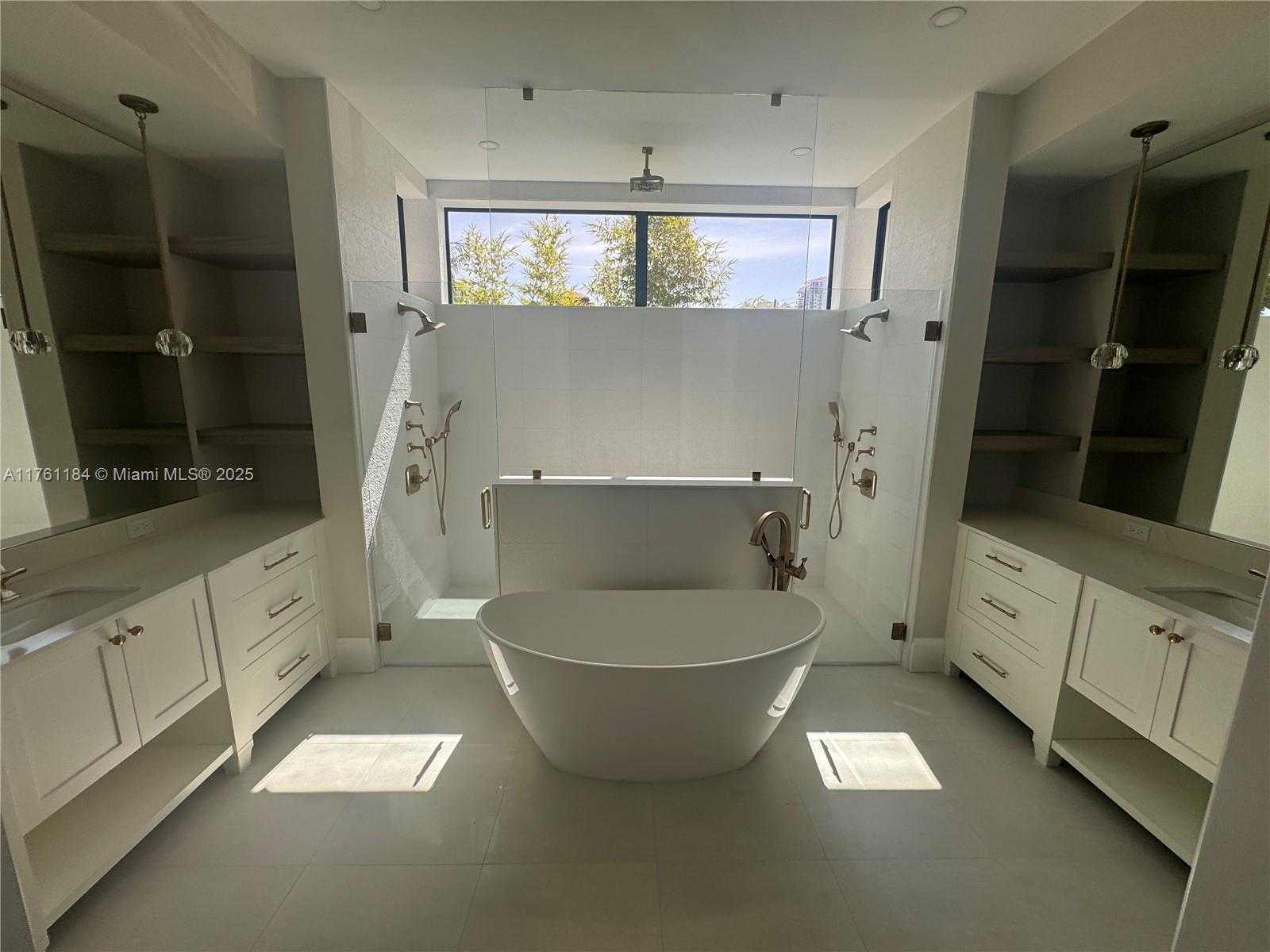 Small Image of 2605 CASTILLA ISLE, Fort Lauderdale Number 20