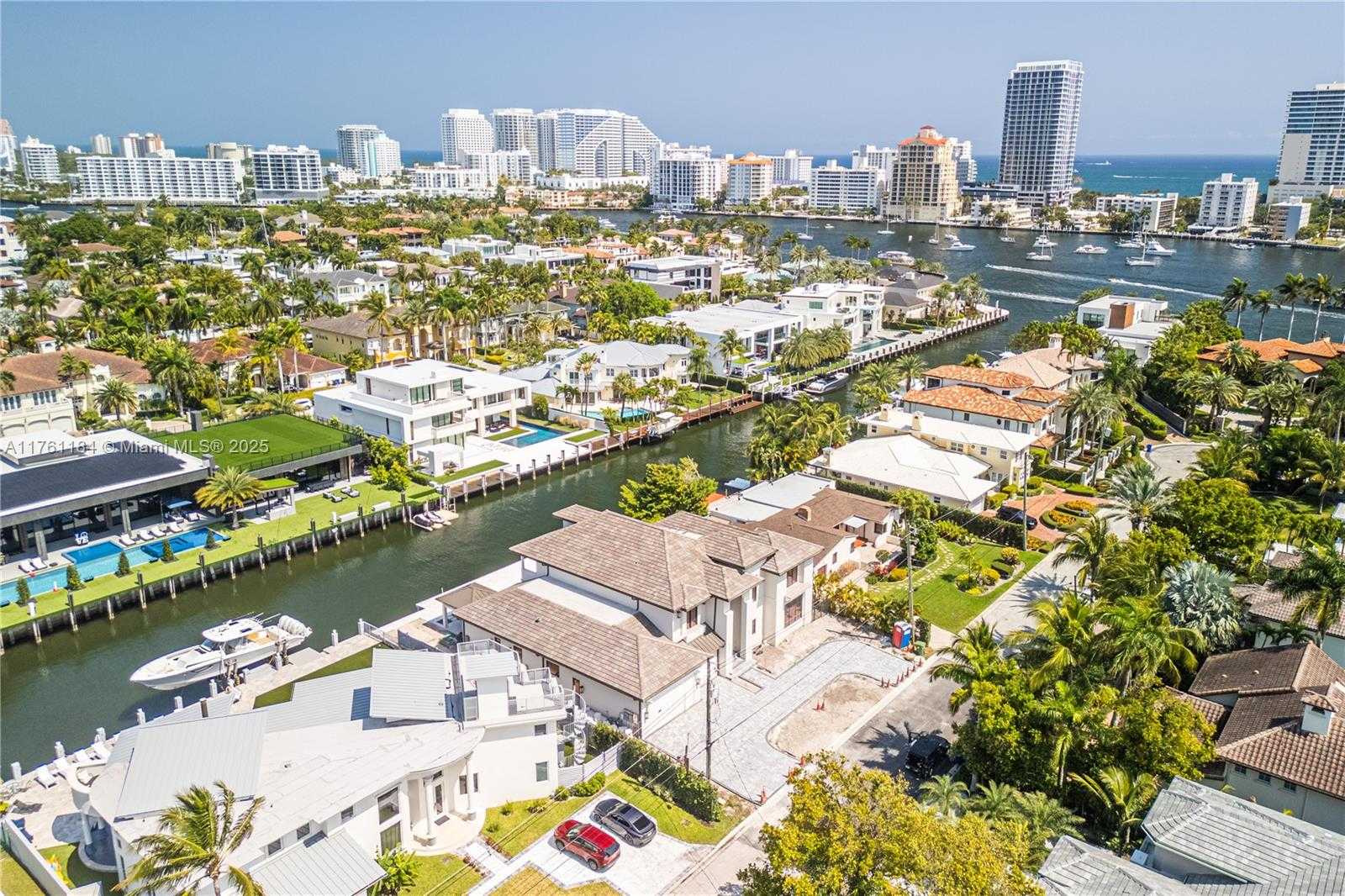 Small Image of 2605 CASTILLA ISLE, Fort Lauderdale Number 37