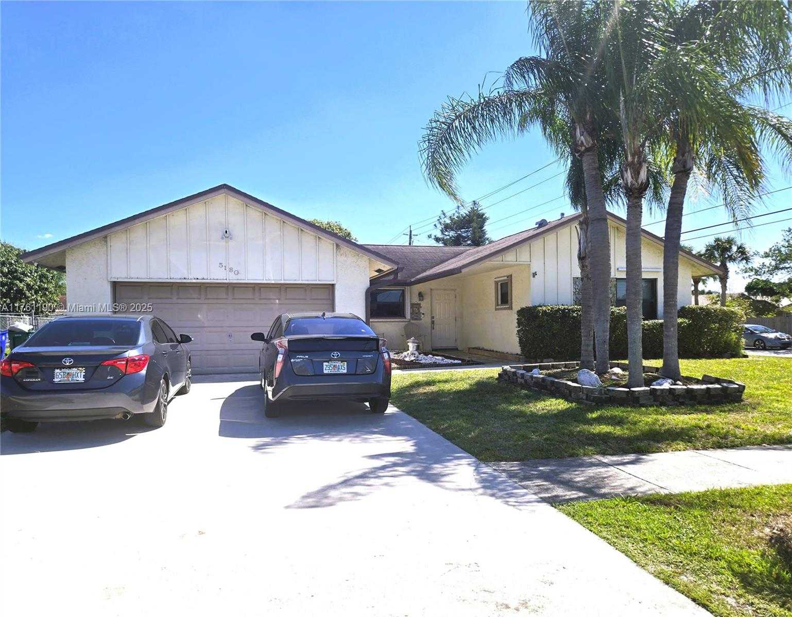 Small Image of 5180 NORTH WEST 32ND ST, Margate Number 2