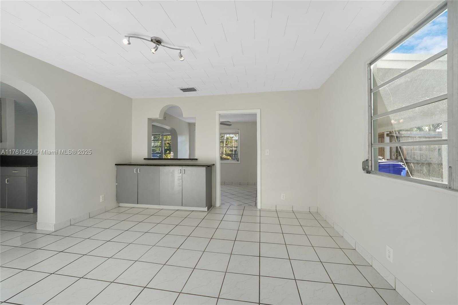 Small Image of 1441 NORTH EAST 32ND PL, Pompano Beach Number 11