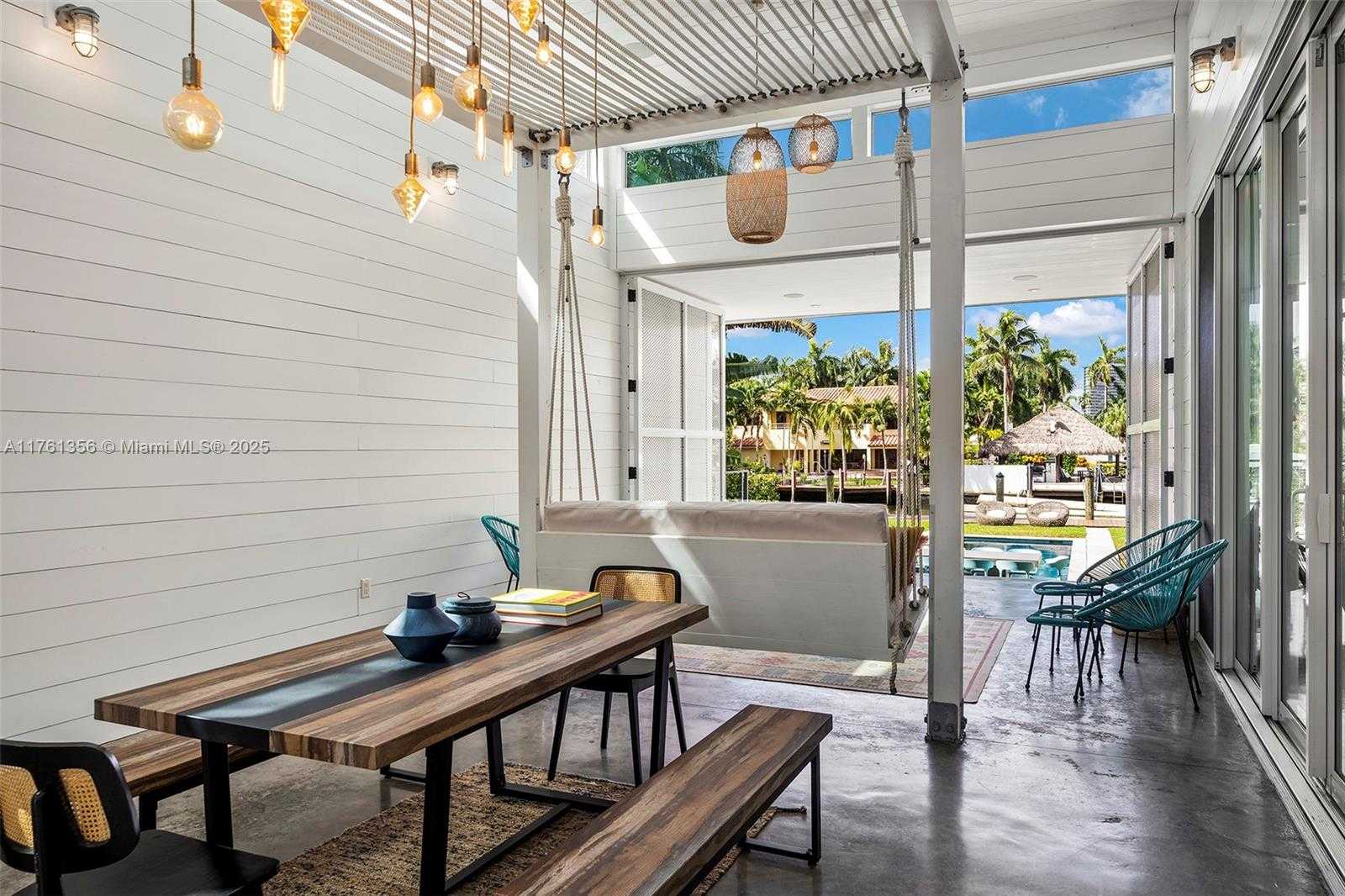 Small Image of 1000 NORTH EAST LITTLE RIVER DR, Miami Number 13