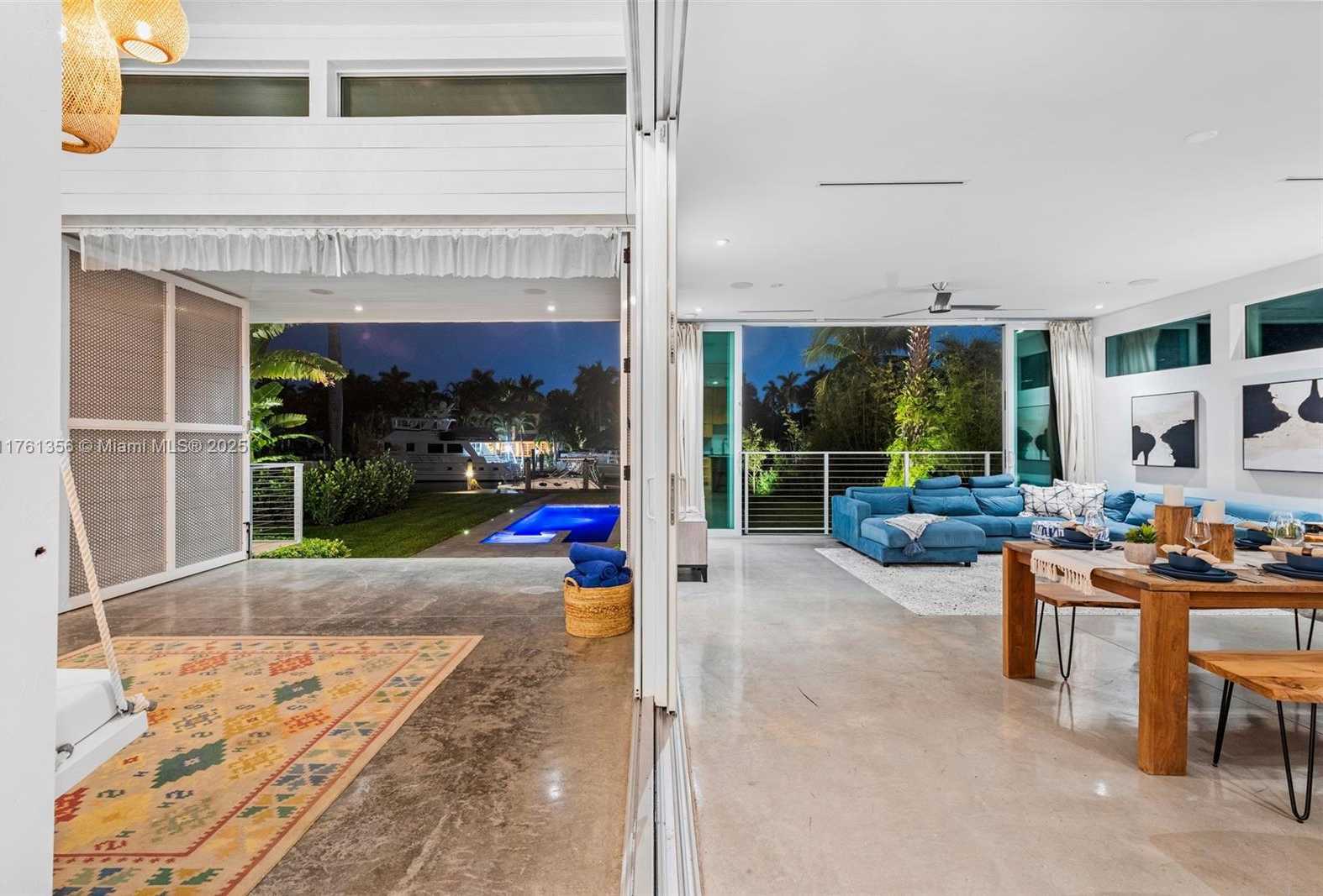 Small Image of 1000 NORTH EAST LITTLE RIVER DR, Miami Number 18