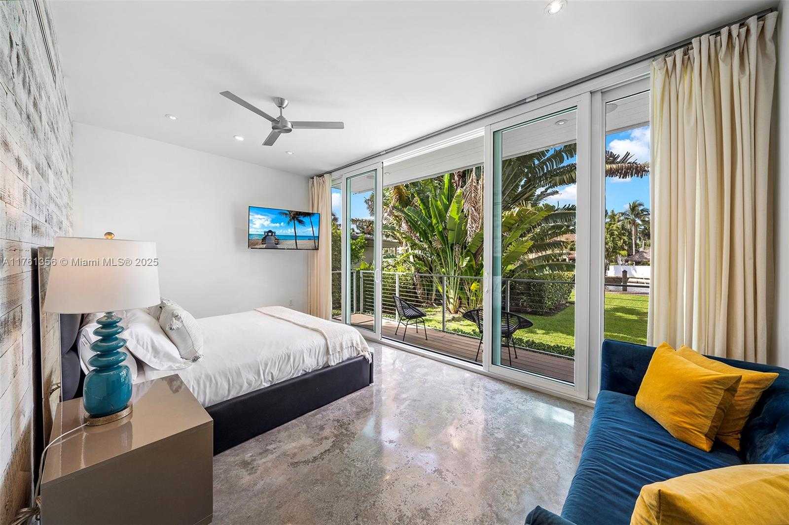 Small Image of 1000 NORTH EAST LITTLE RIVER DR, Miami Number 29