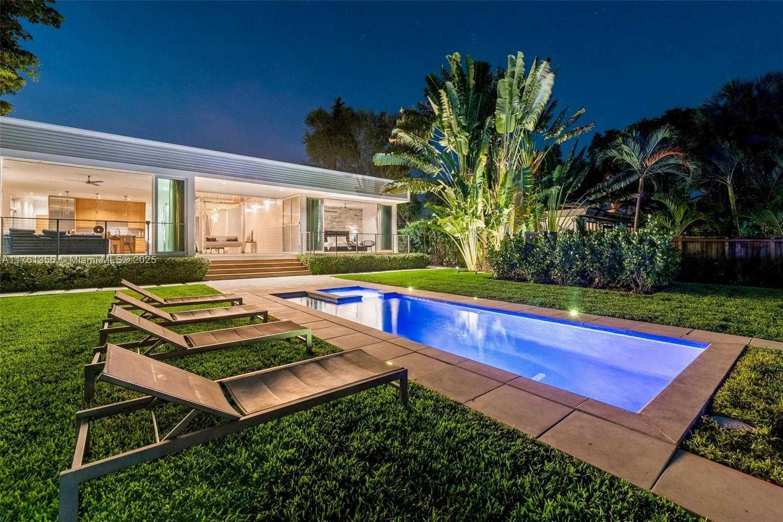 Small Image of 1000 NORTH EAST LITTLE RIVER DR, Miami Number 55