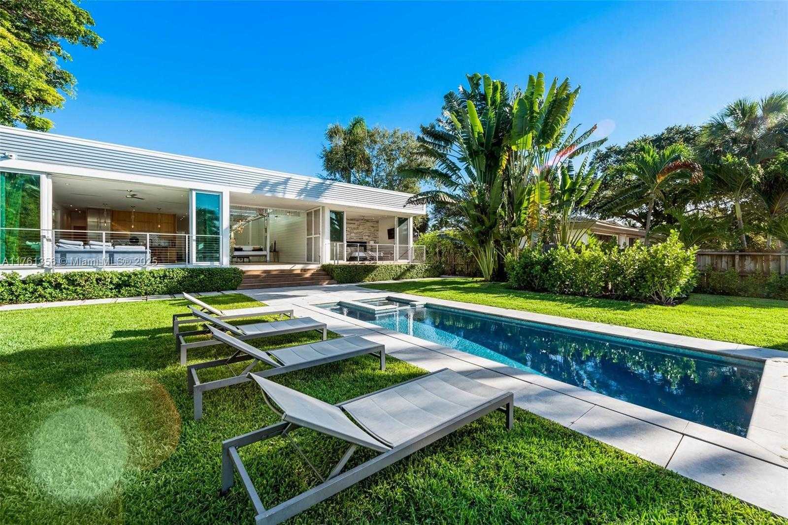 Small Image of 1000 NORTH EAST LITTLE RIVER DR, Miami Number 56