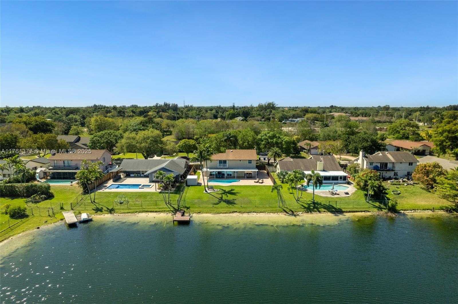Small Image of 4890 SOUTH WEST 104TH AVE, Cooper City Number 32