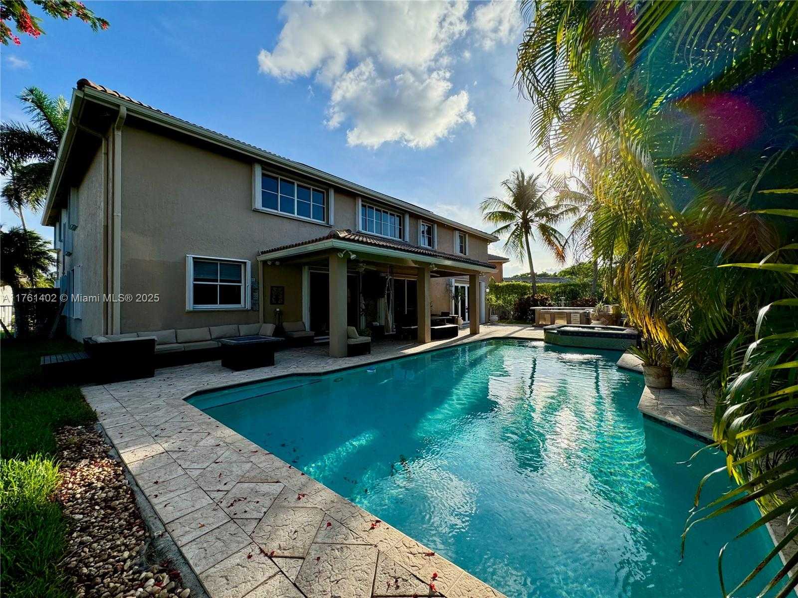 Small Image of 1684 EAGLE BEND, Weston Number 40