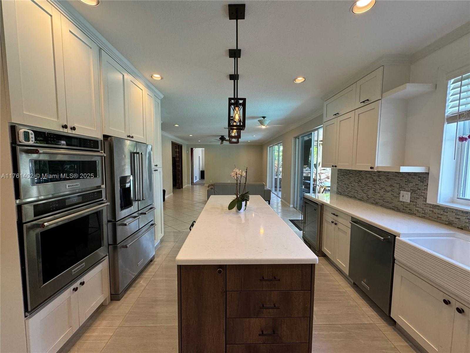 Small Image of 1684 EAGLE BEND, Weston Number 9
