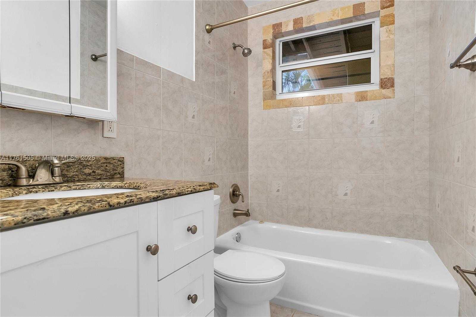 Small Image of 4906 SOUTH WEST 90TH WAY, Cooper City Number 10