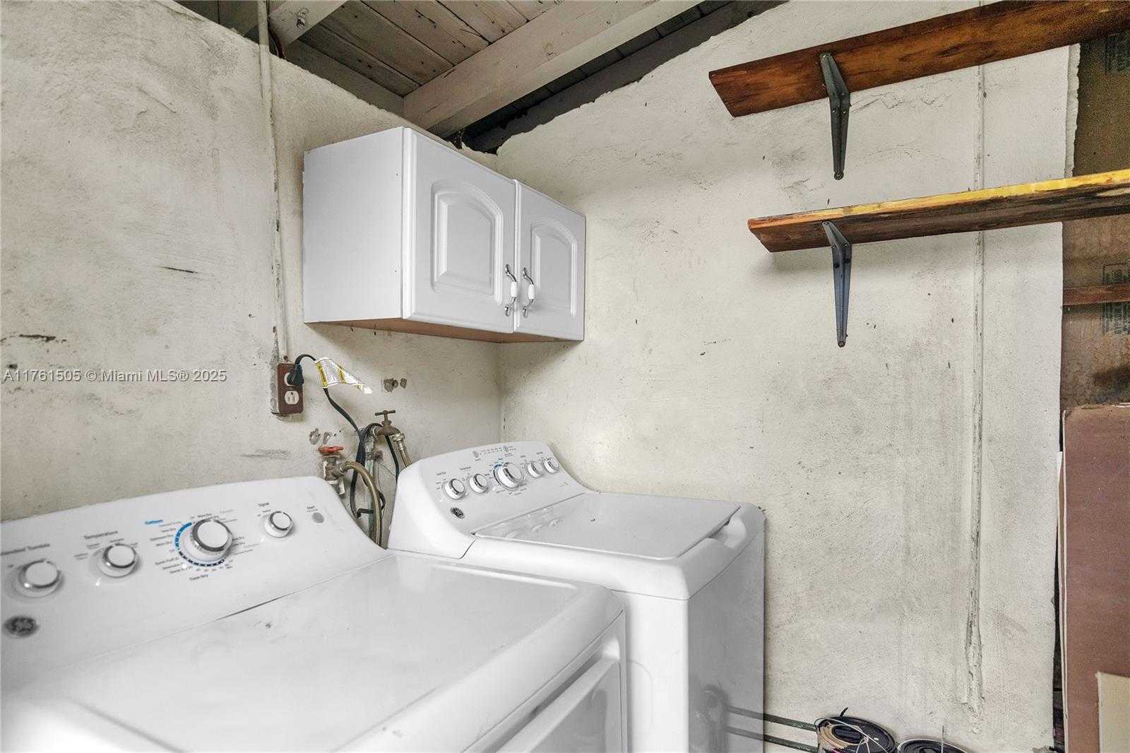 Small Image of 4906 SOUTH WEST 90TH WAY, Cooper City Number 14