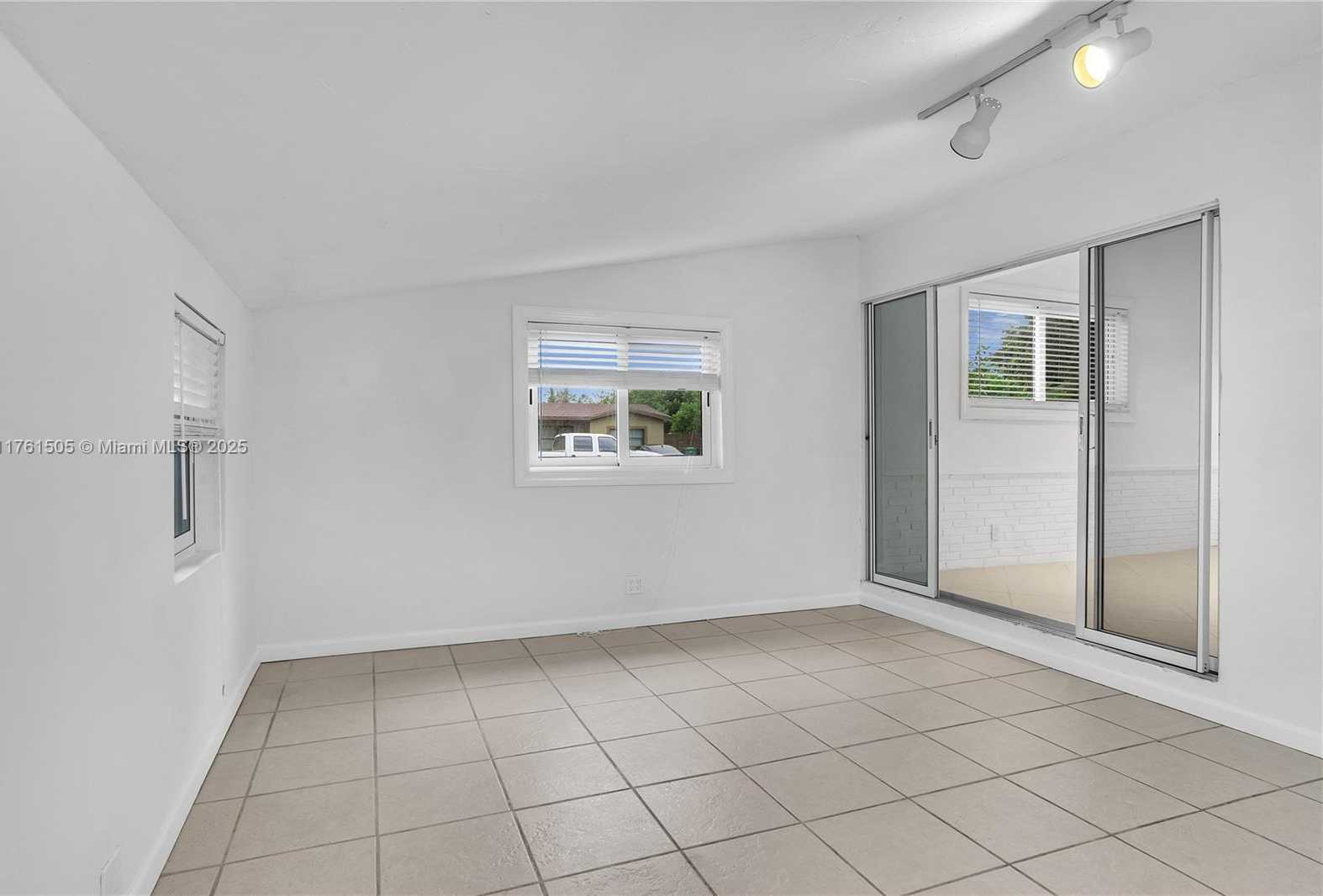 Small Image of 4906 SOUTH WEST 90TH WAY, Cooper City Number 7