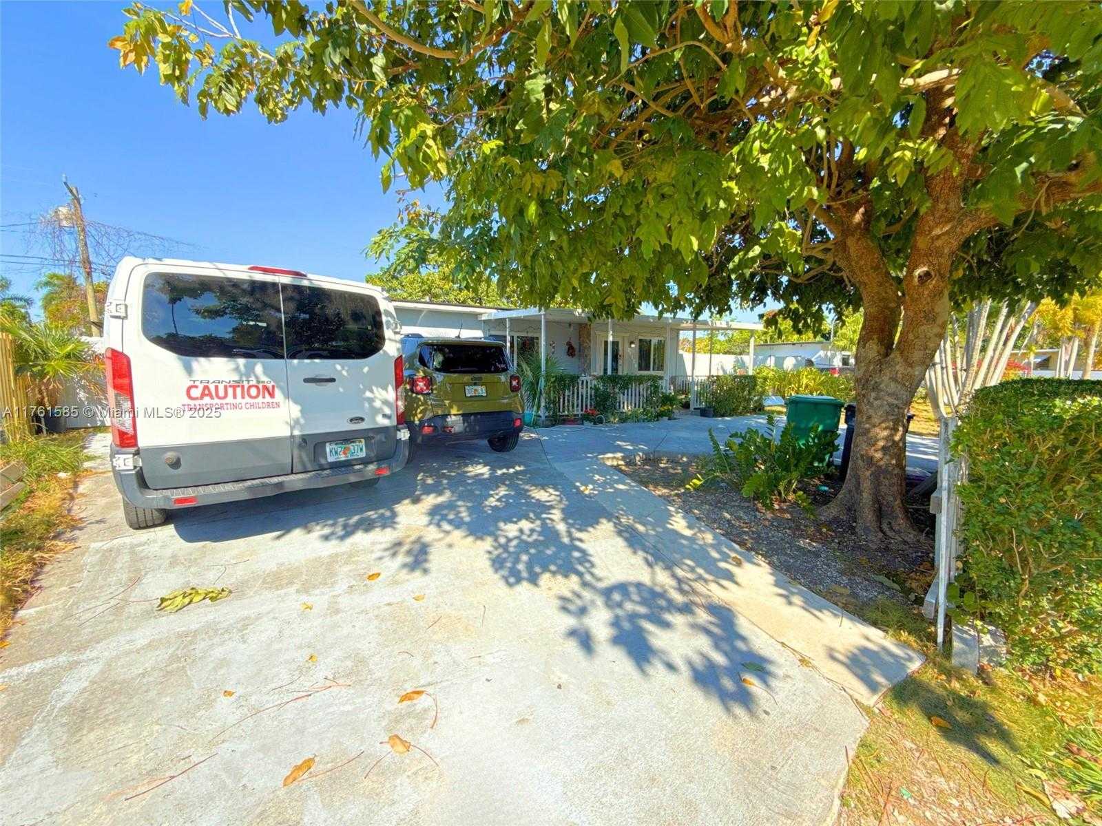 Small Image of 29120 KENTUCKY RD, Homestead Number 5