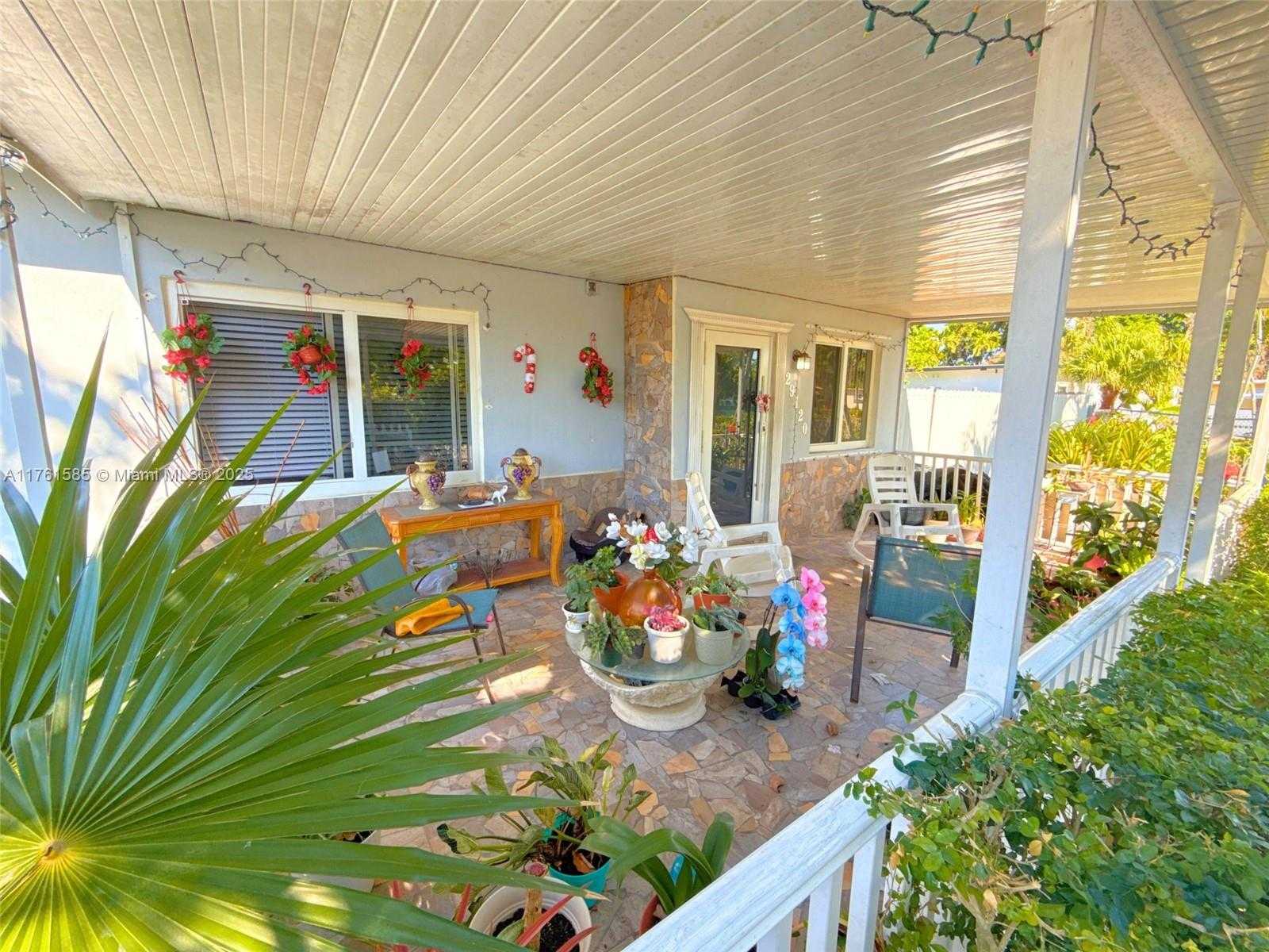 Small Image of 29120 KENTUCKY RD, Homestead Number 7