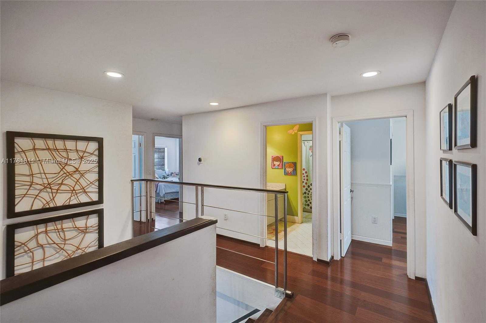Small Image of 10643 NORTH WEST 54TH ST, Doral Number 17