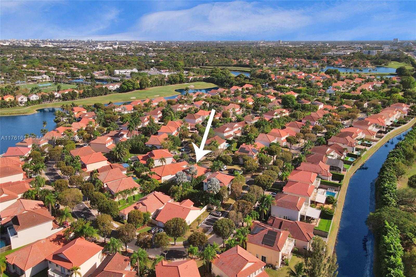 Small Image of 10643 NORTH WEST 54TH ST, Doral Number 3