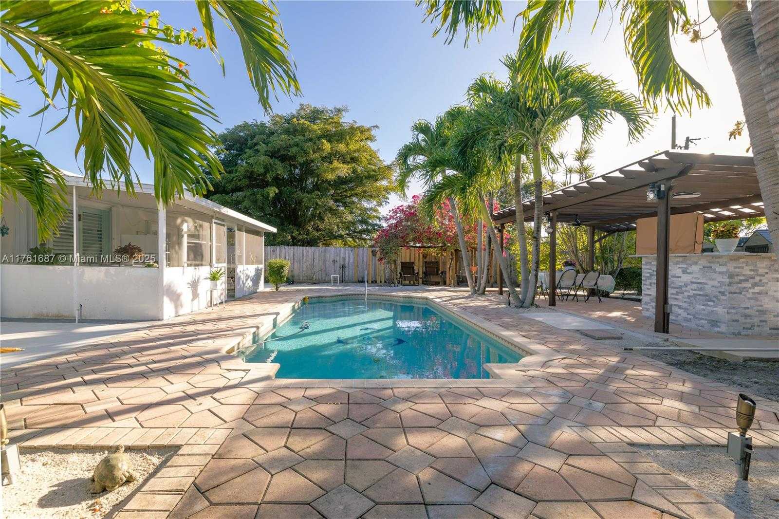 Small Image of 19600 GULFSTREAM RD, Cutler Bay Number 25