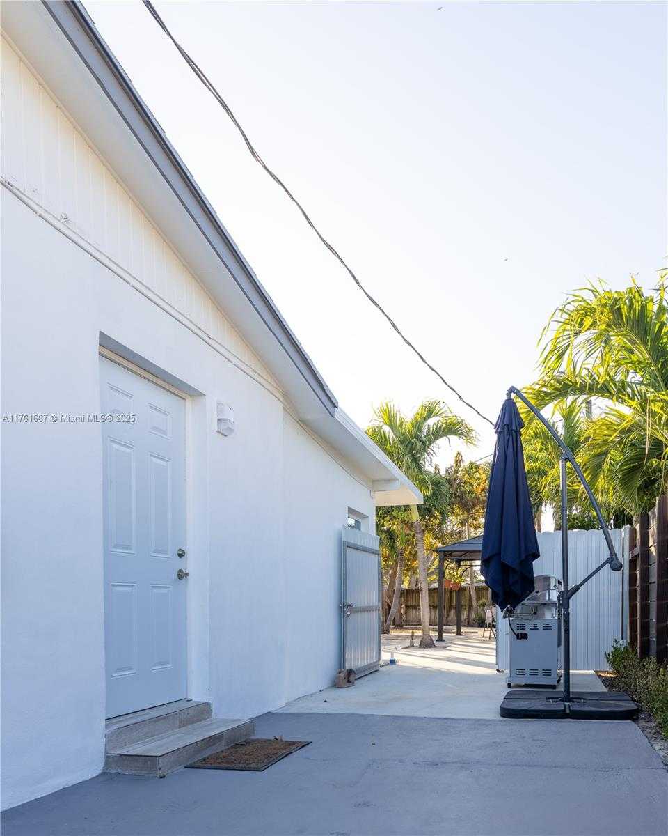 Small Image of 19600 GULFSTREAM RD, Cutler Bay Number 34