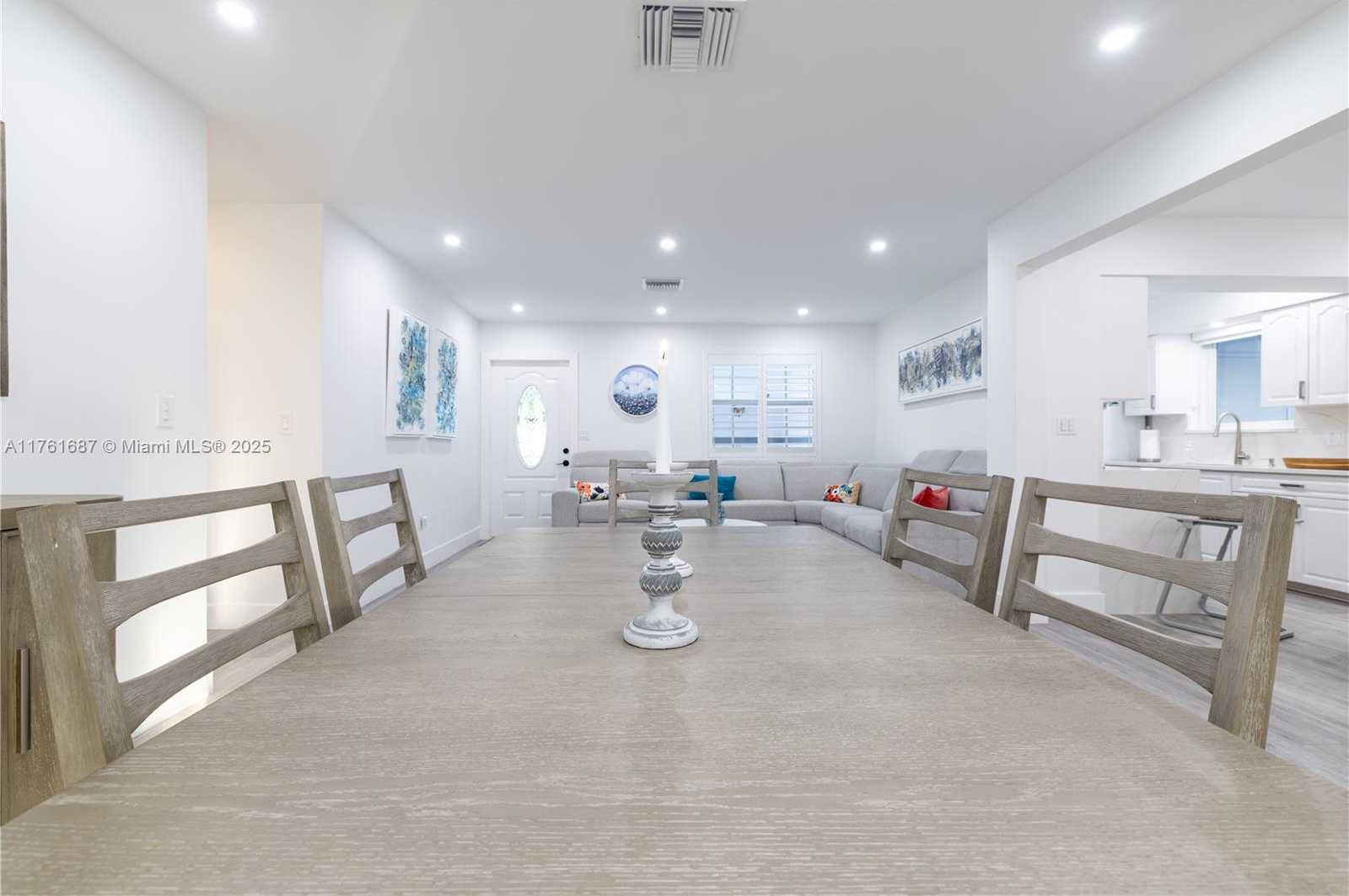 Small Image of 19600 GULFSTREAM RD, Cutler Bay Number 8