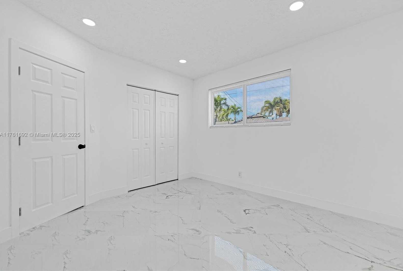 Small Image of 8621 NORTH WEST 15TH CT, Pembroke Pines Number 14