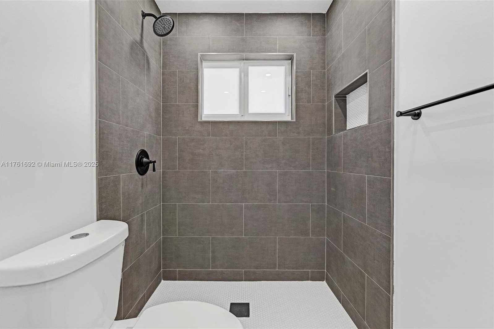 Small Image of 8621 NORTH WEST 15TH CT, Pembroke Pines Number 16