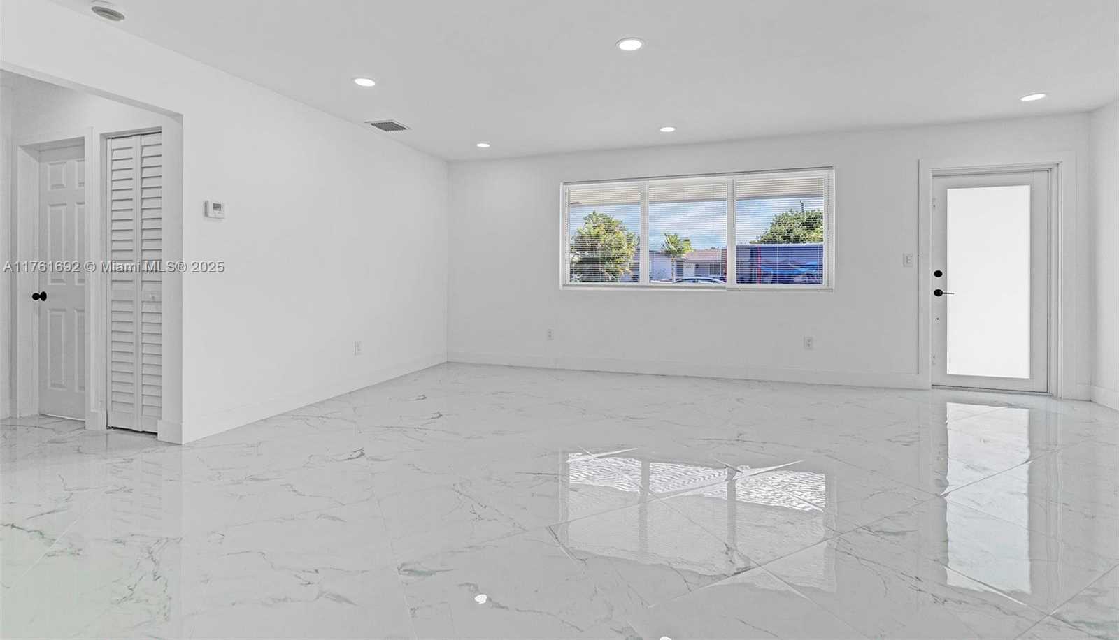 Small Image of 8621 NORTH WEST 15TH CT, Pembroke Pines Number 24