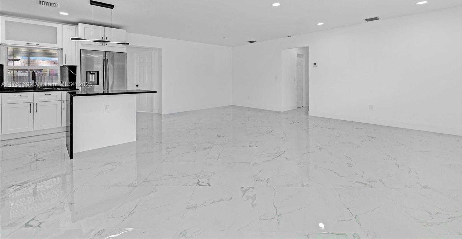 Small Image of 8621 NORTH WEST 15TH CT, Pembroke Pines Number 27