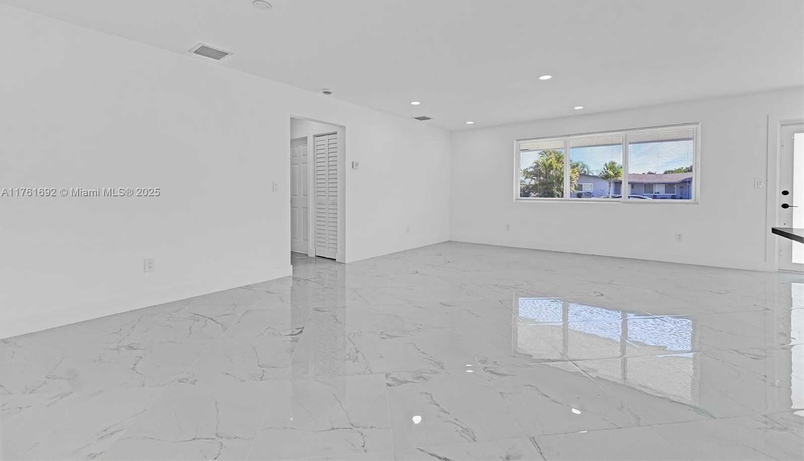 Small Image of 8621 NORTH WEST 15TH CT, Pembroke Pines Number 28