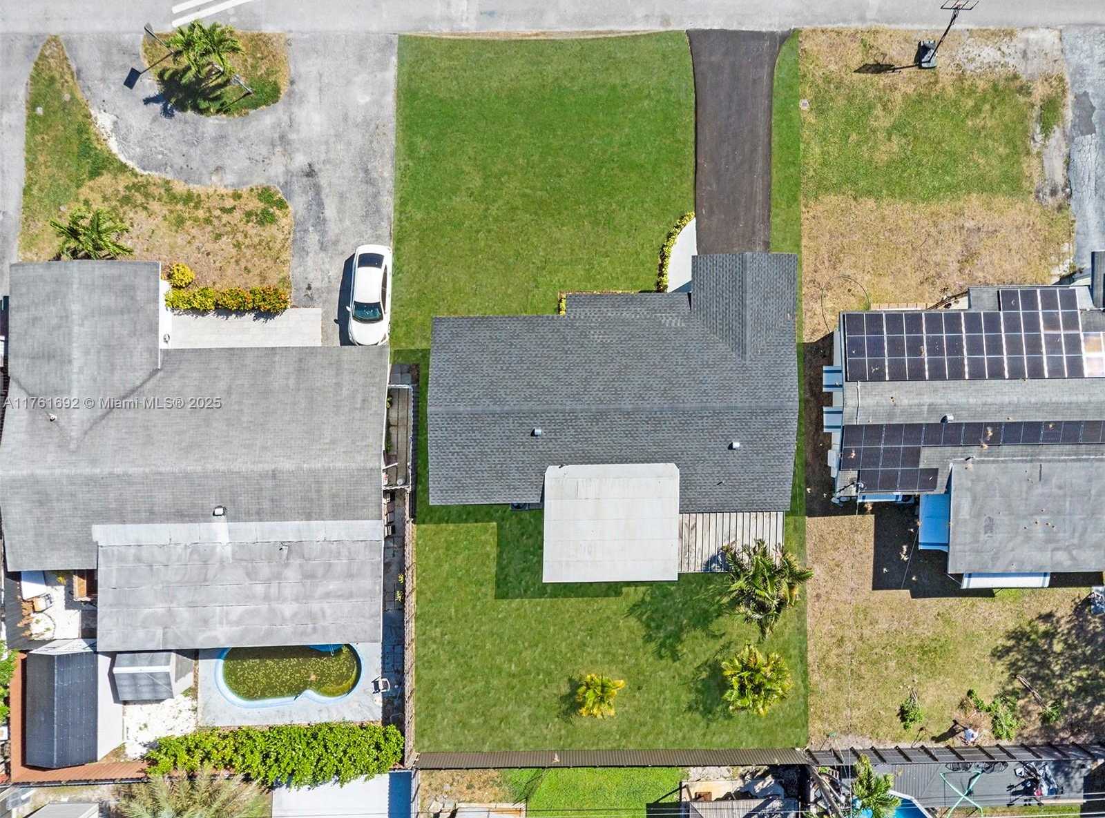 Small Image of 8621 NORTH WEST 15TH CT, Pembroke Pines Number 39