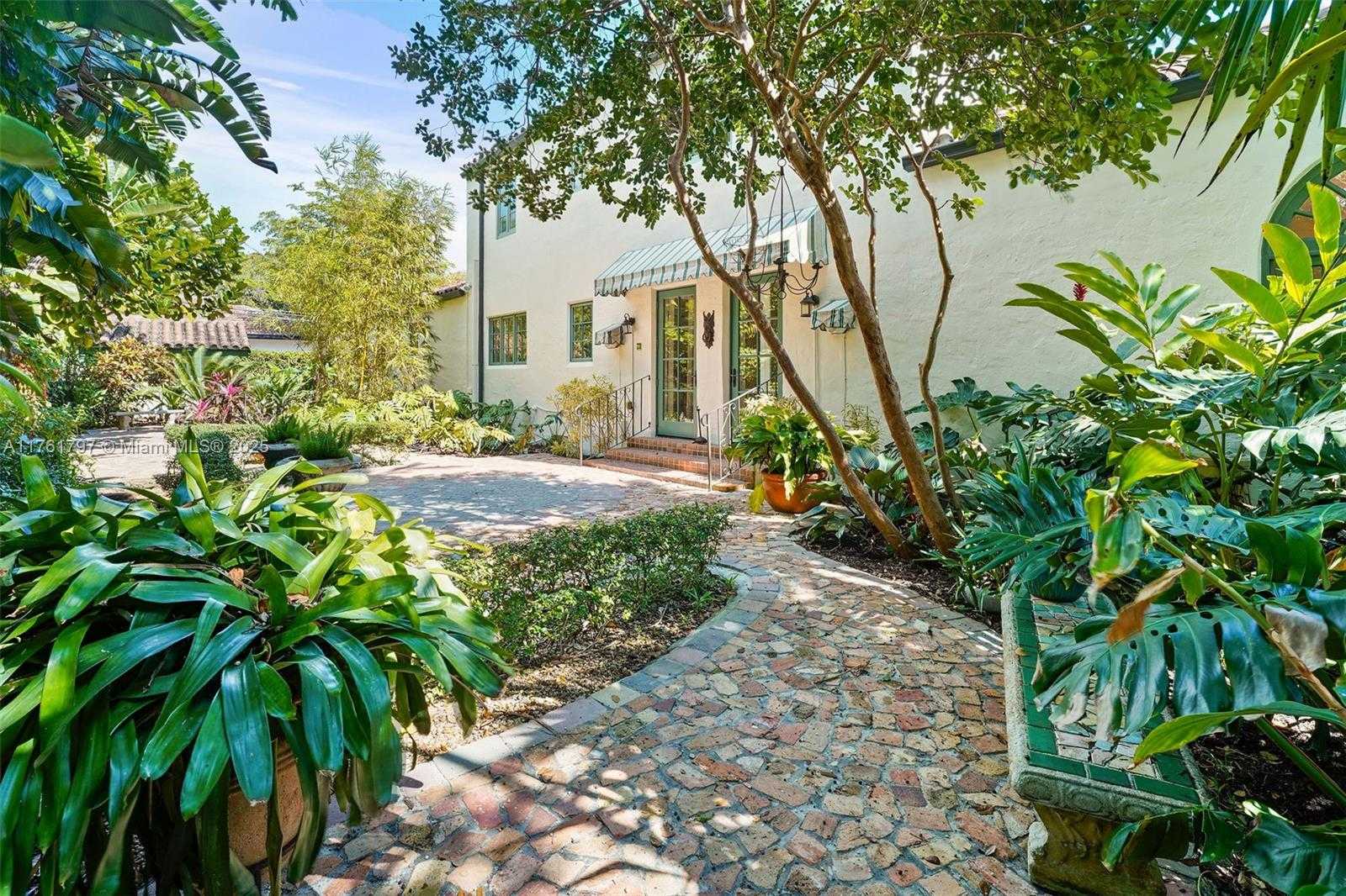 Small Image of 341 NORTH EAST 92ND ST, Miami Shores Number 13