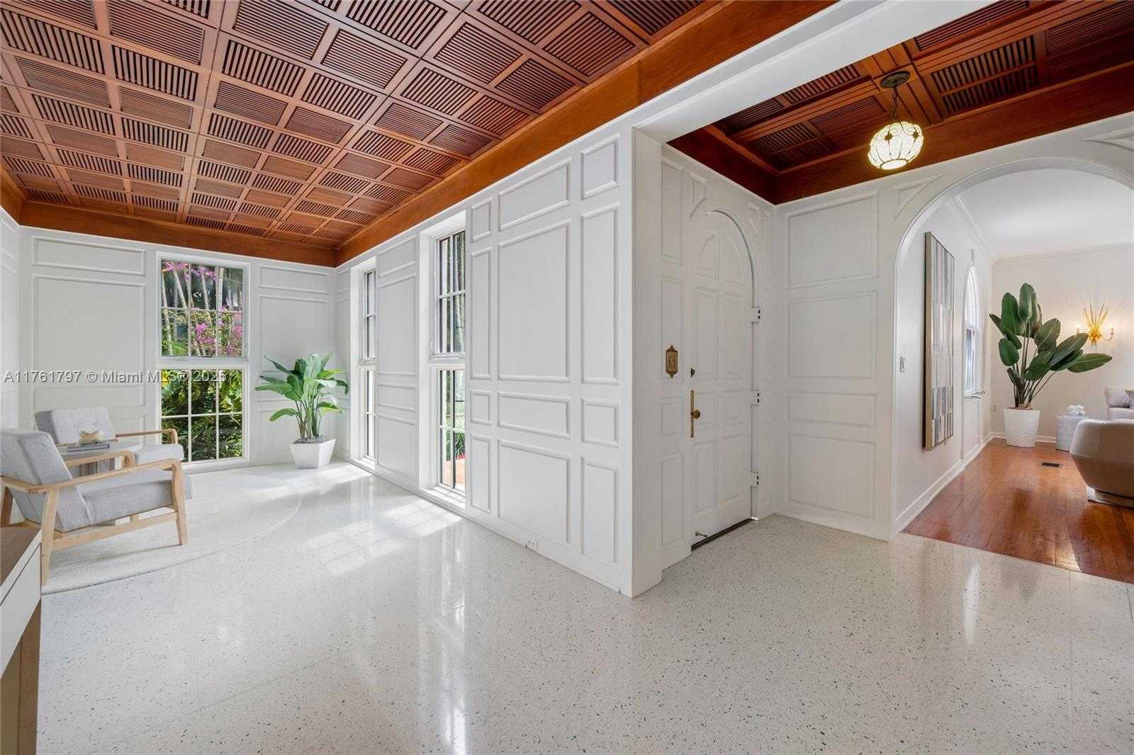 Small Image of 341 NORTH EAST 92ND ST, Miami Shores Number 15