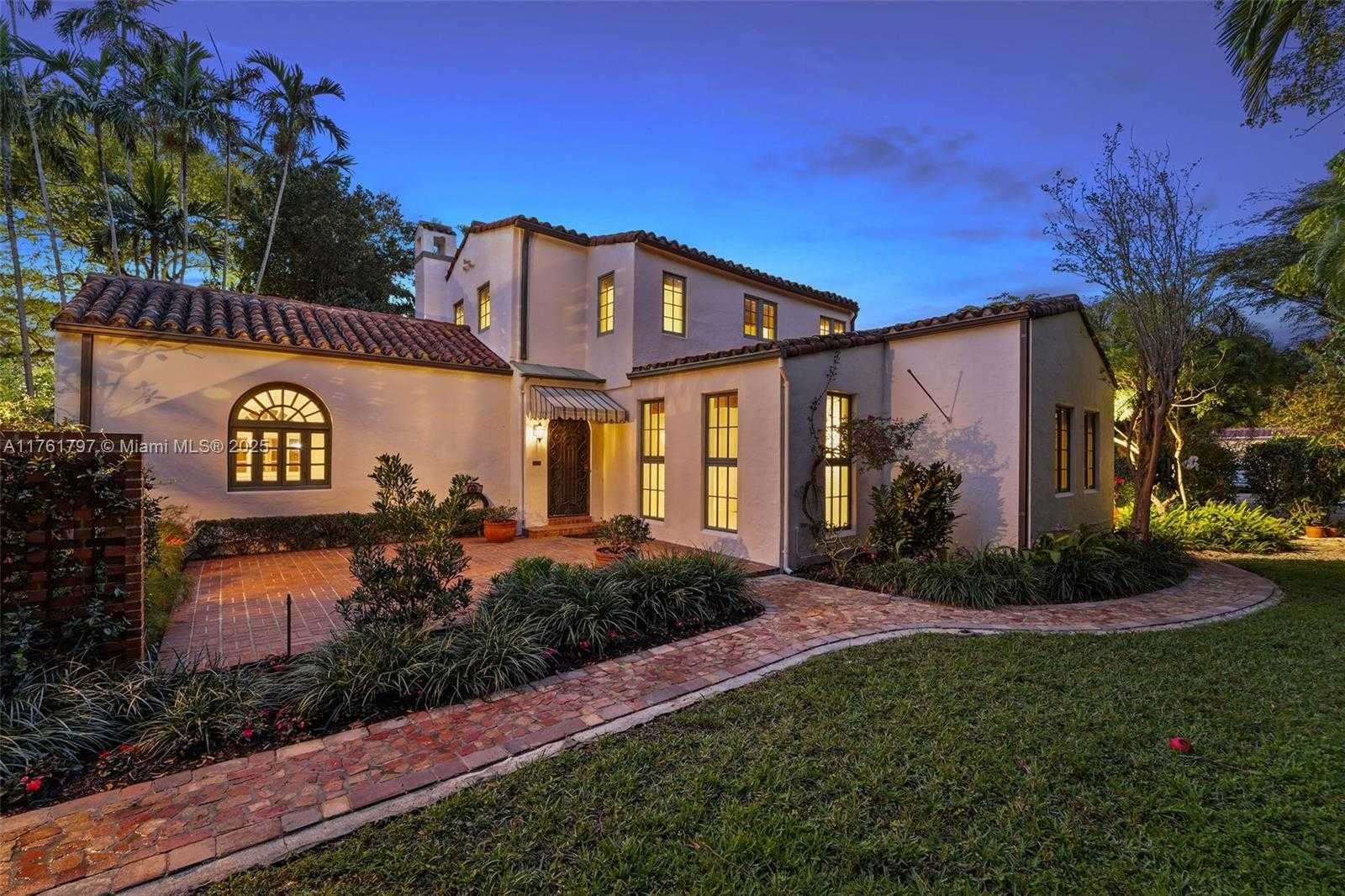 Small Image of 341 NORTH EAST 92ND ST, Miami Shores Number 3