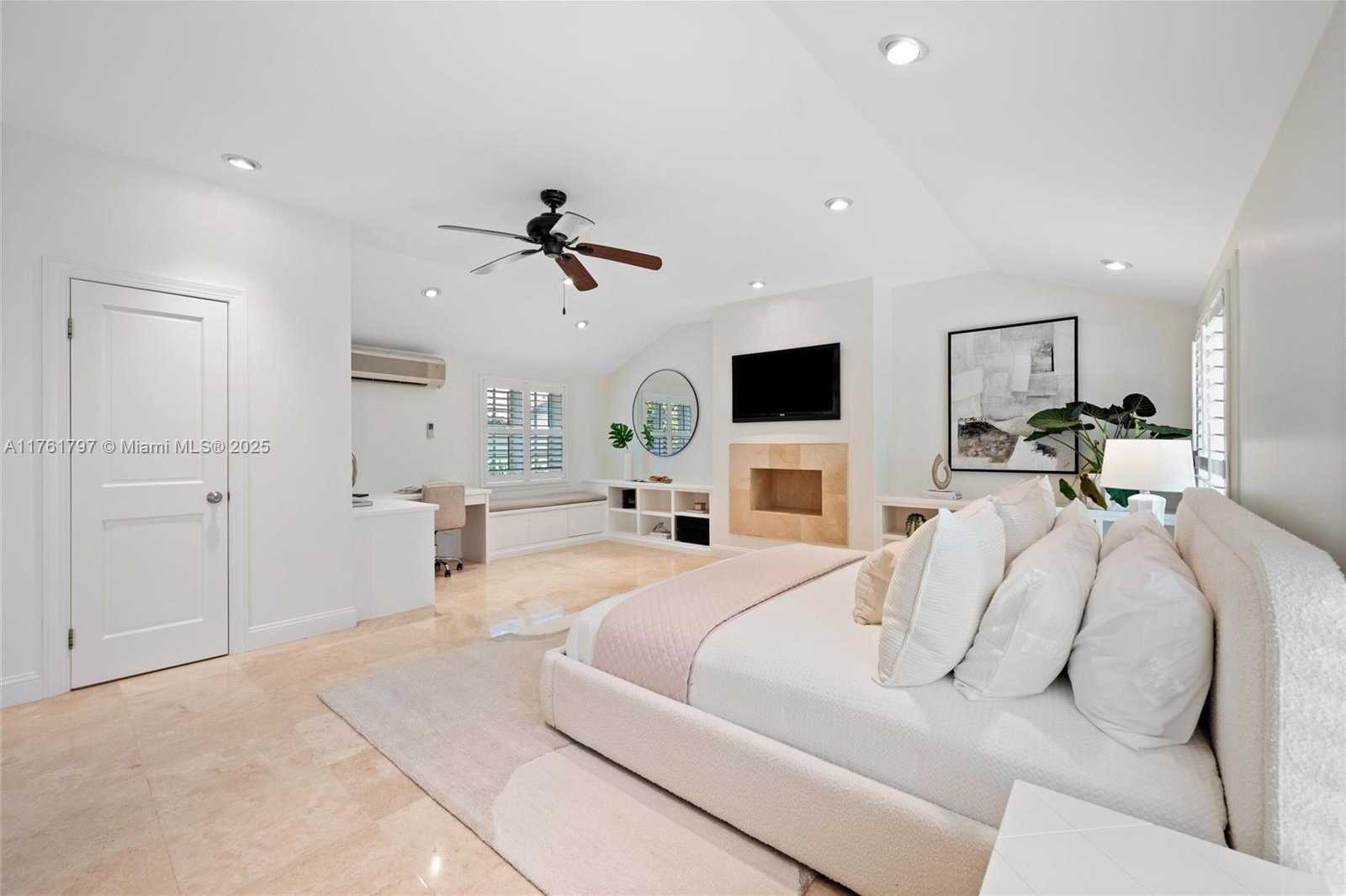 Small Image of 341 NORTH EAST 92ND ST, Miami Shores Number 31