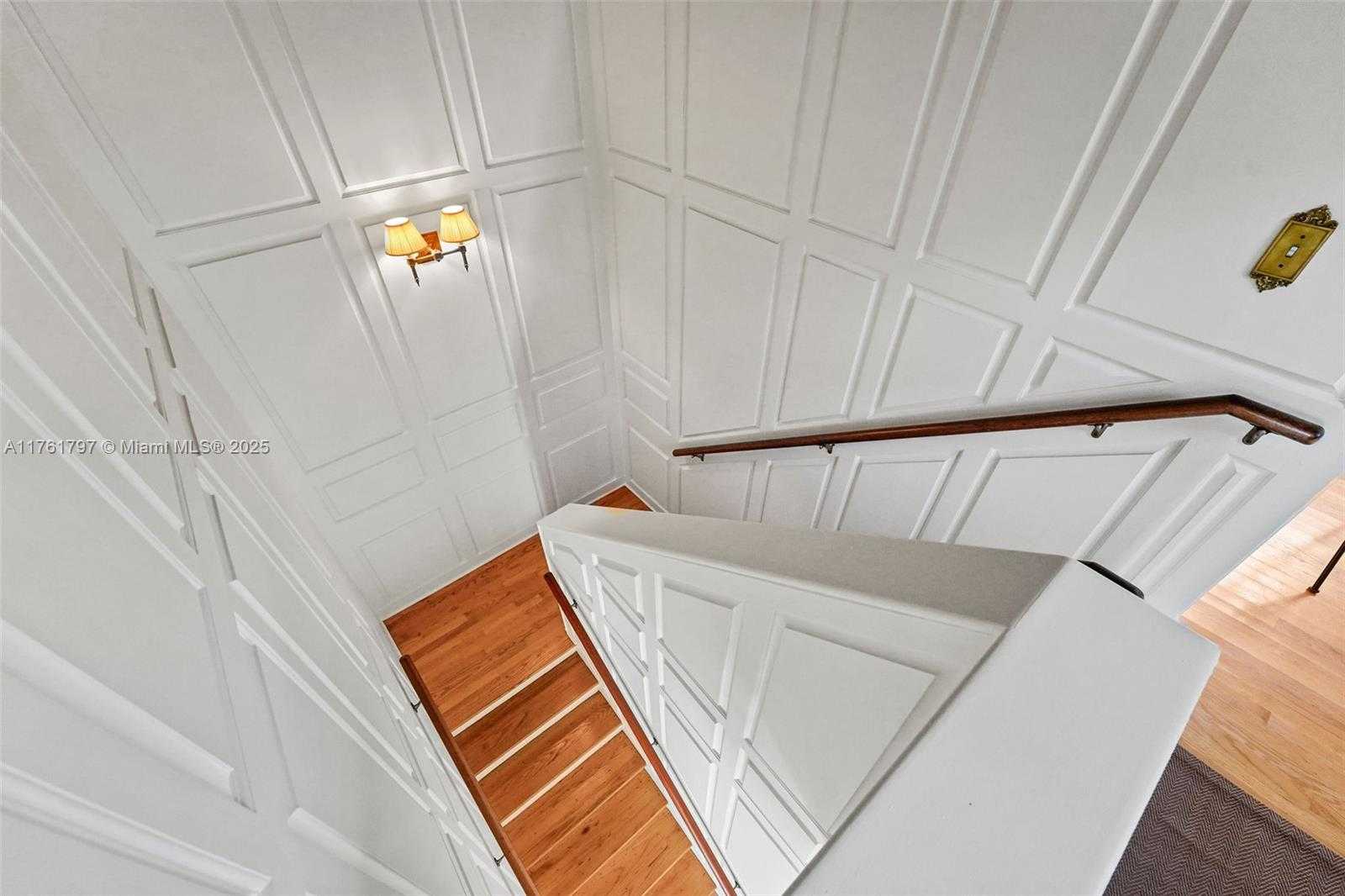 Small Image of 341 NORTH EAST 92ND ST, Miami Shores Number 37