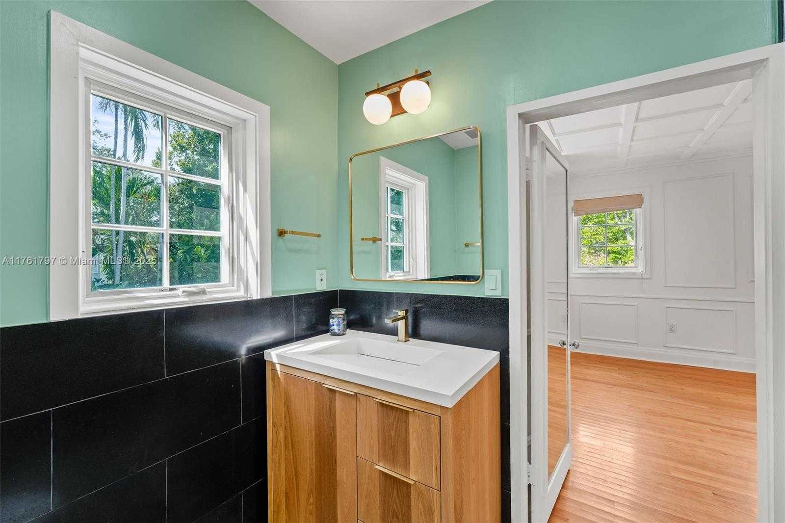 Small Image of 341 NORTH EAST 92ND ST, Miami Shores Number 40
