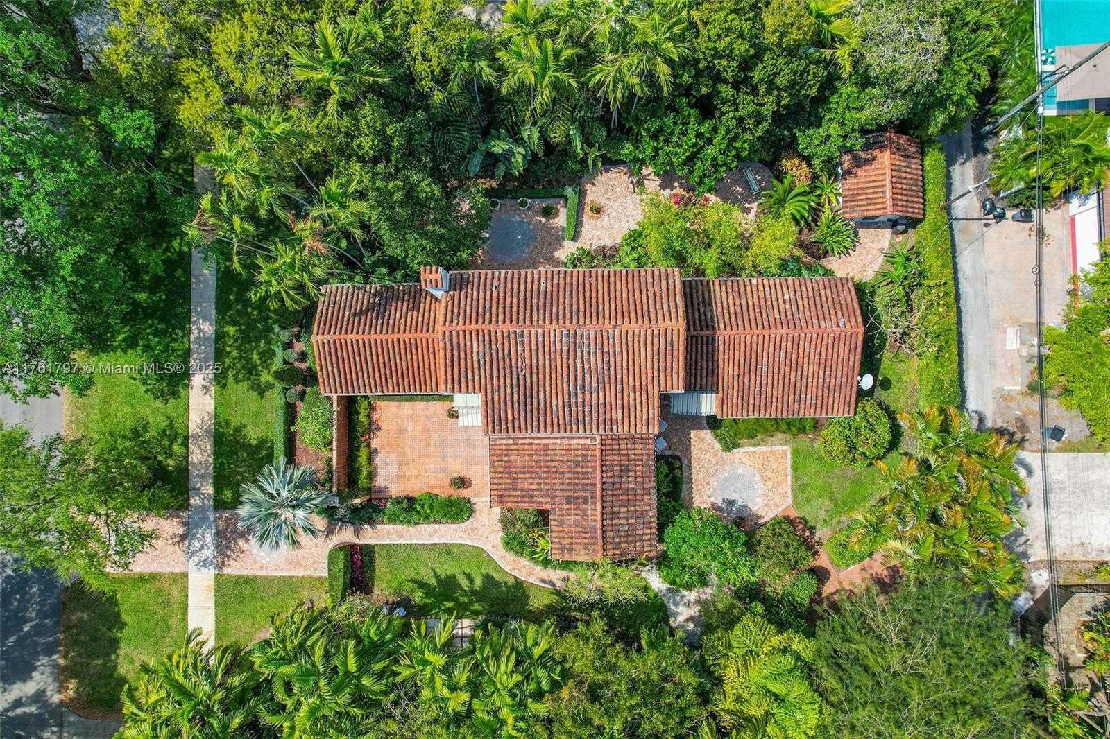 Small Image of 341 NORTH EAST 92ND ST, Miami Shores Number 48