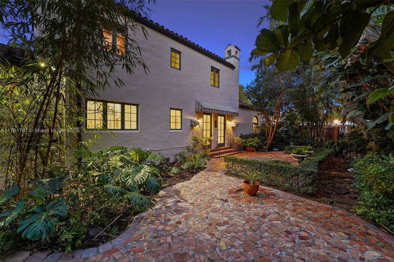 Small Image of 341 NORTH EAST 92ND ST, Miami Shores Number 5