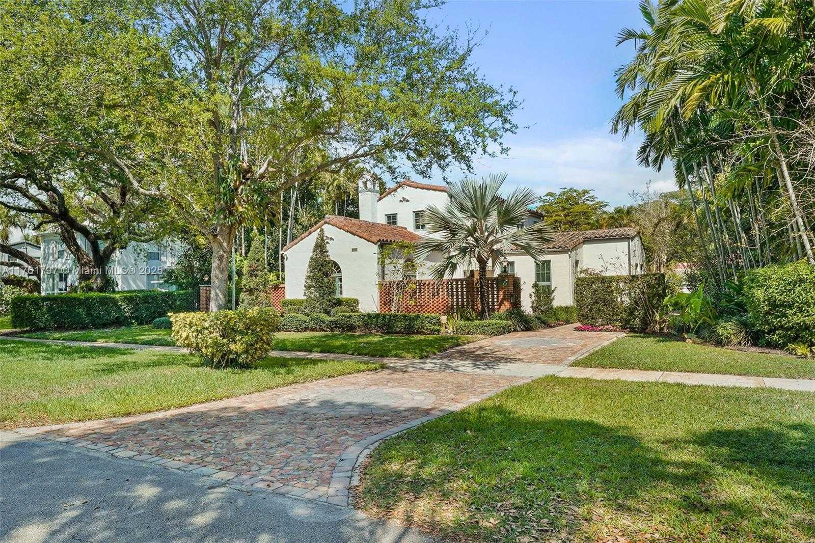 Small Image of 341 NORTH EAST 92ND ST, Miami Shores Number 7
