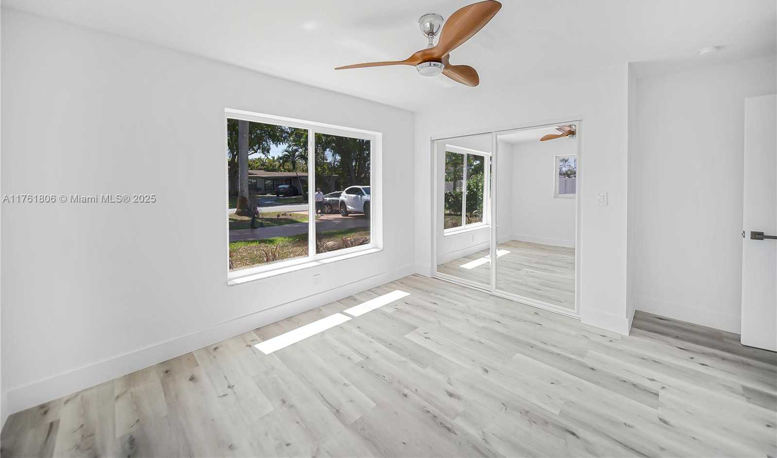 Small Image of 2001 NORTH WEST 33RD ST, Oakland Park Number 23