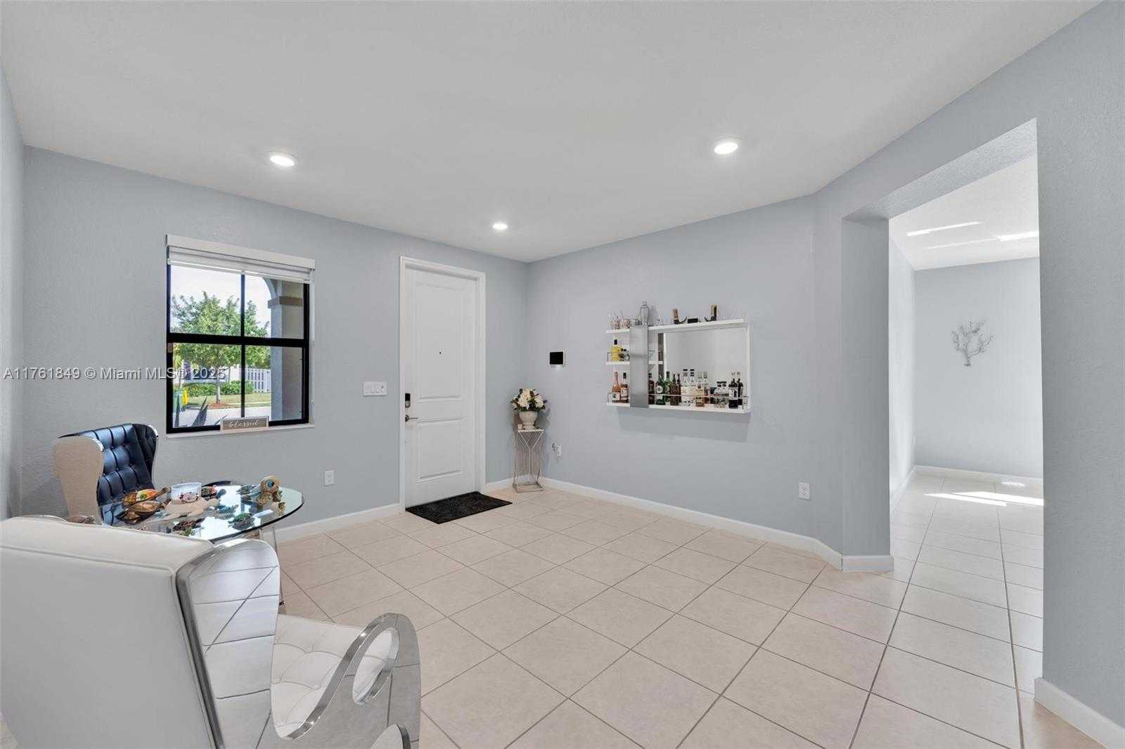 Small Image of 2594 SOUTH EAST 2ND ST, Homestead Number 9