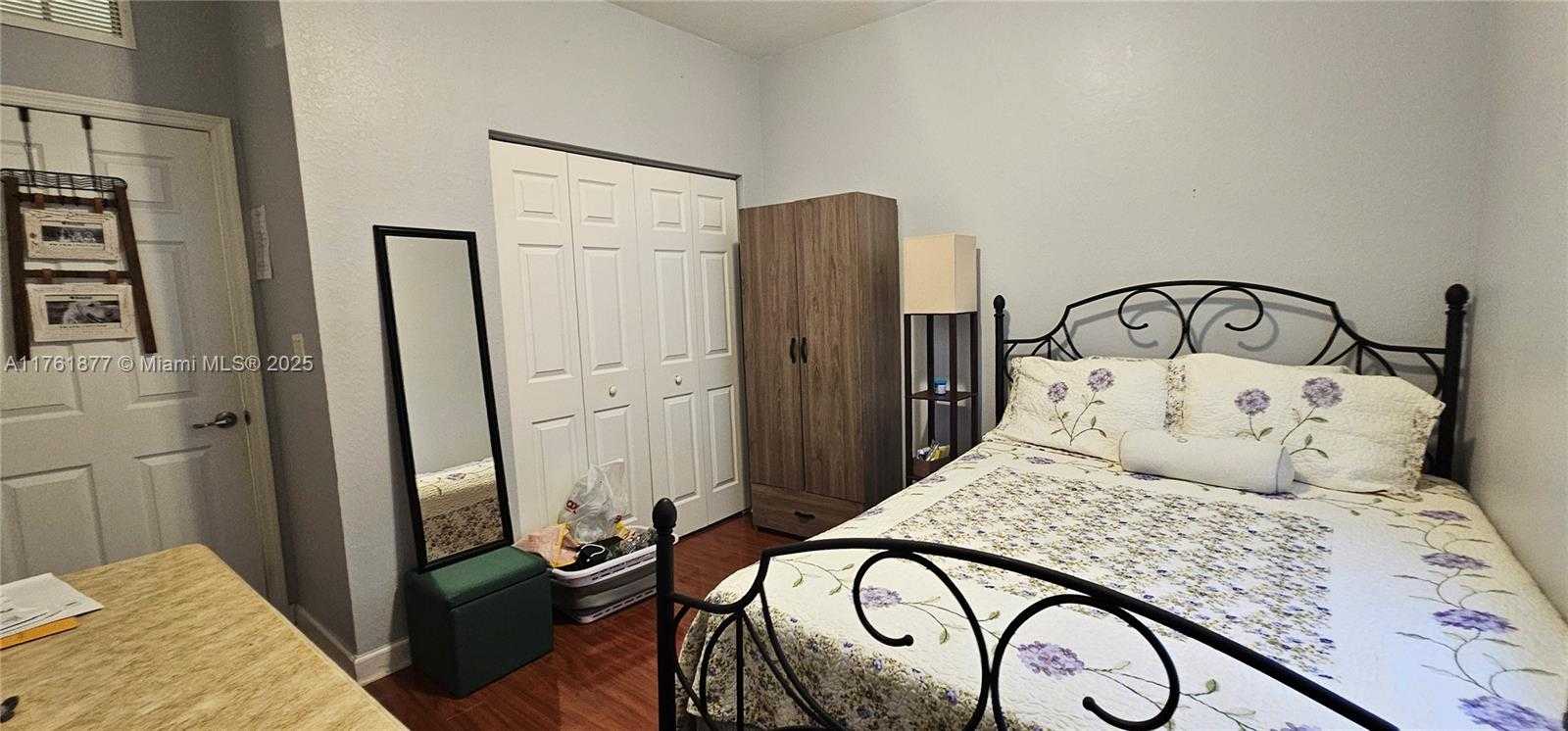 Small Image of Homestead Number 14