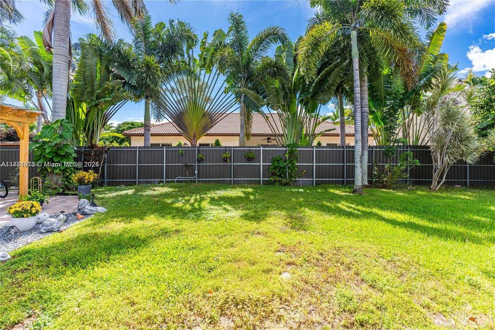 Small Image of 14214 SOUTH WEST 289TH TER, Homestead Number 27