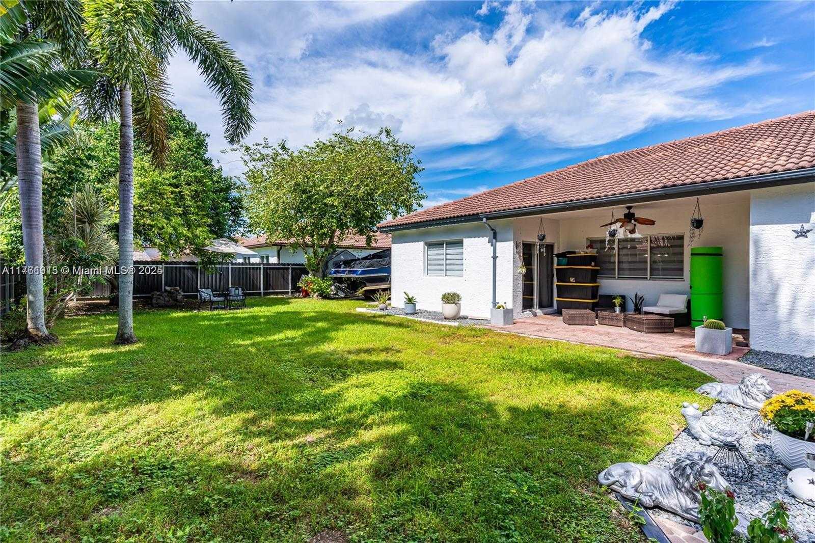 Small Image of 14214 SOUTH WEST 289TH TER, Homestead Number 30