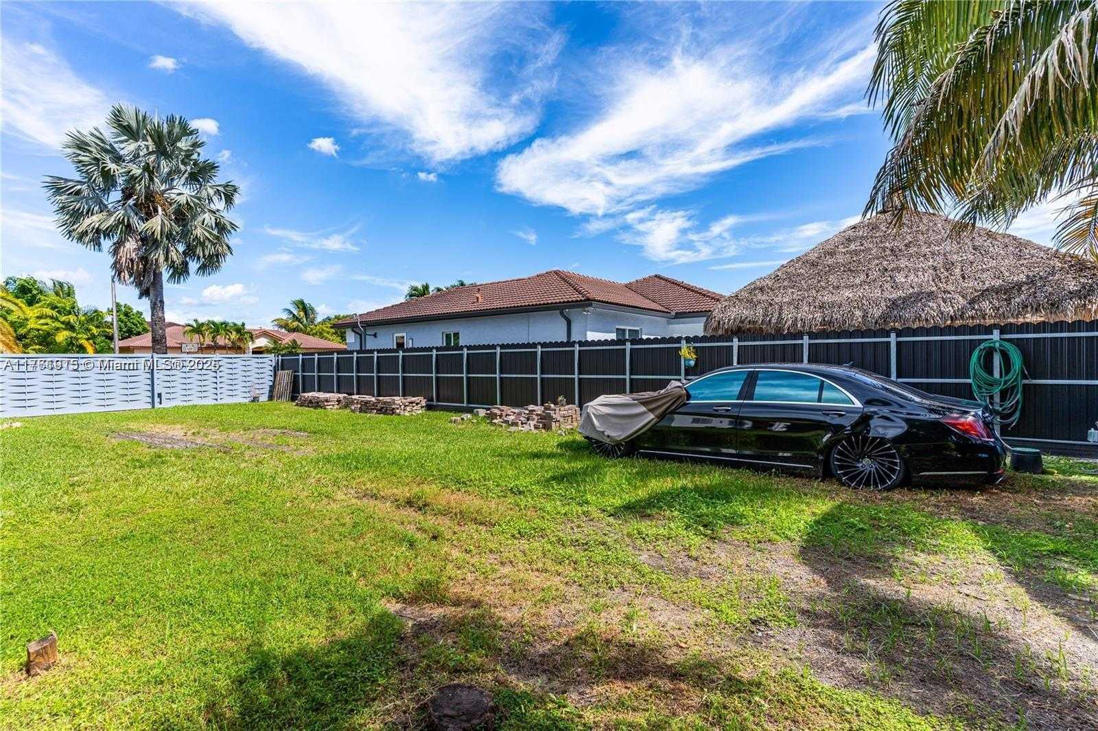 Small Image of 14214 SOUTH WEST 289TH TER, Homestead Number 31