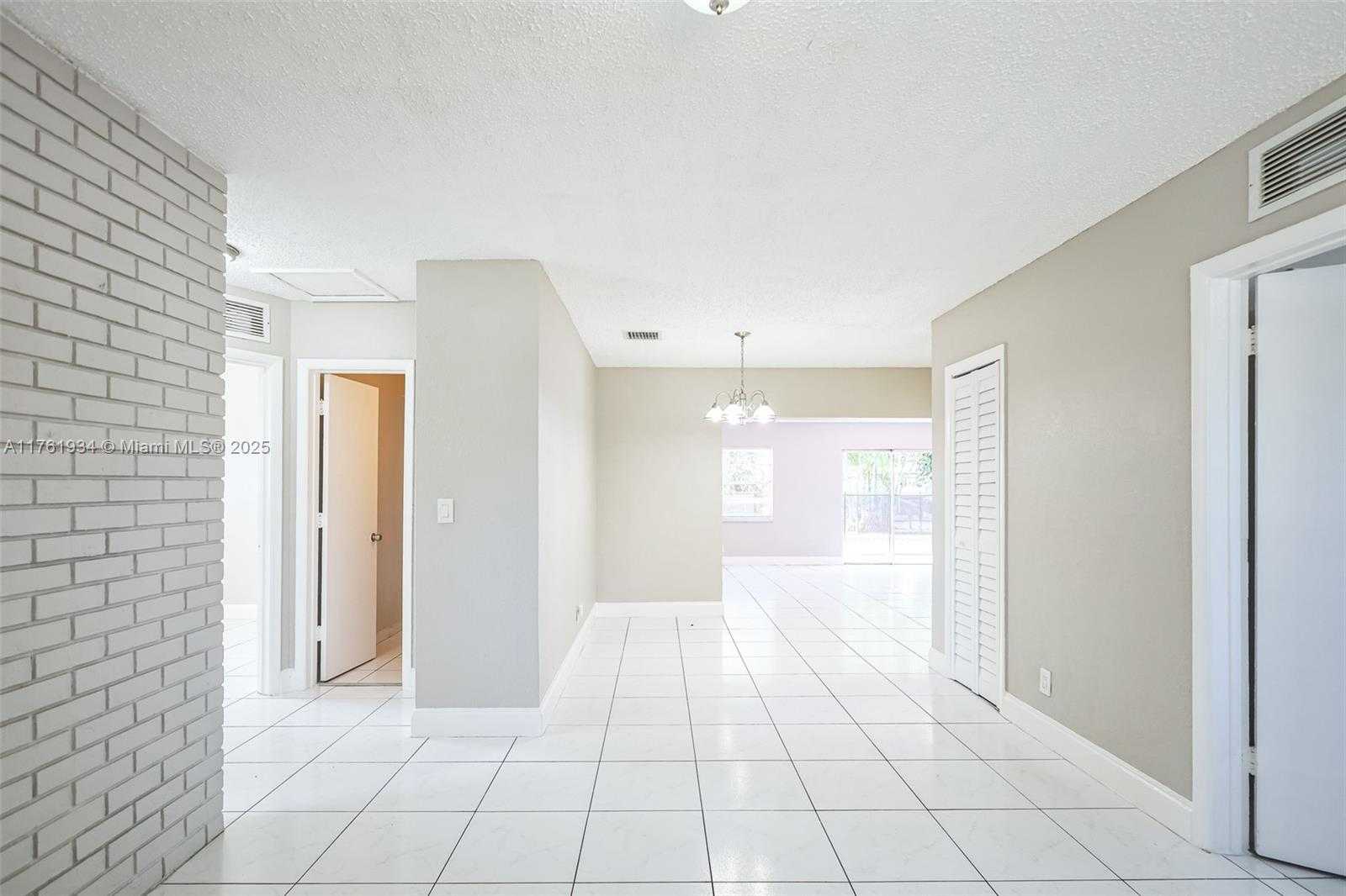Small Image of 2141 NORTH WEST 61ST AVE, Sunrise Number 4