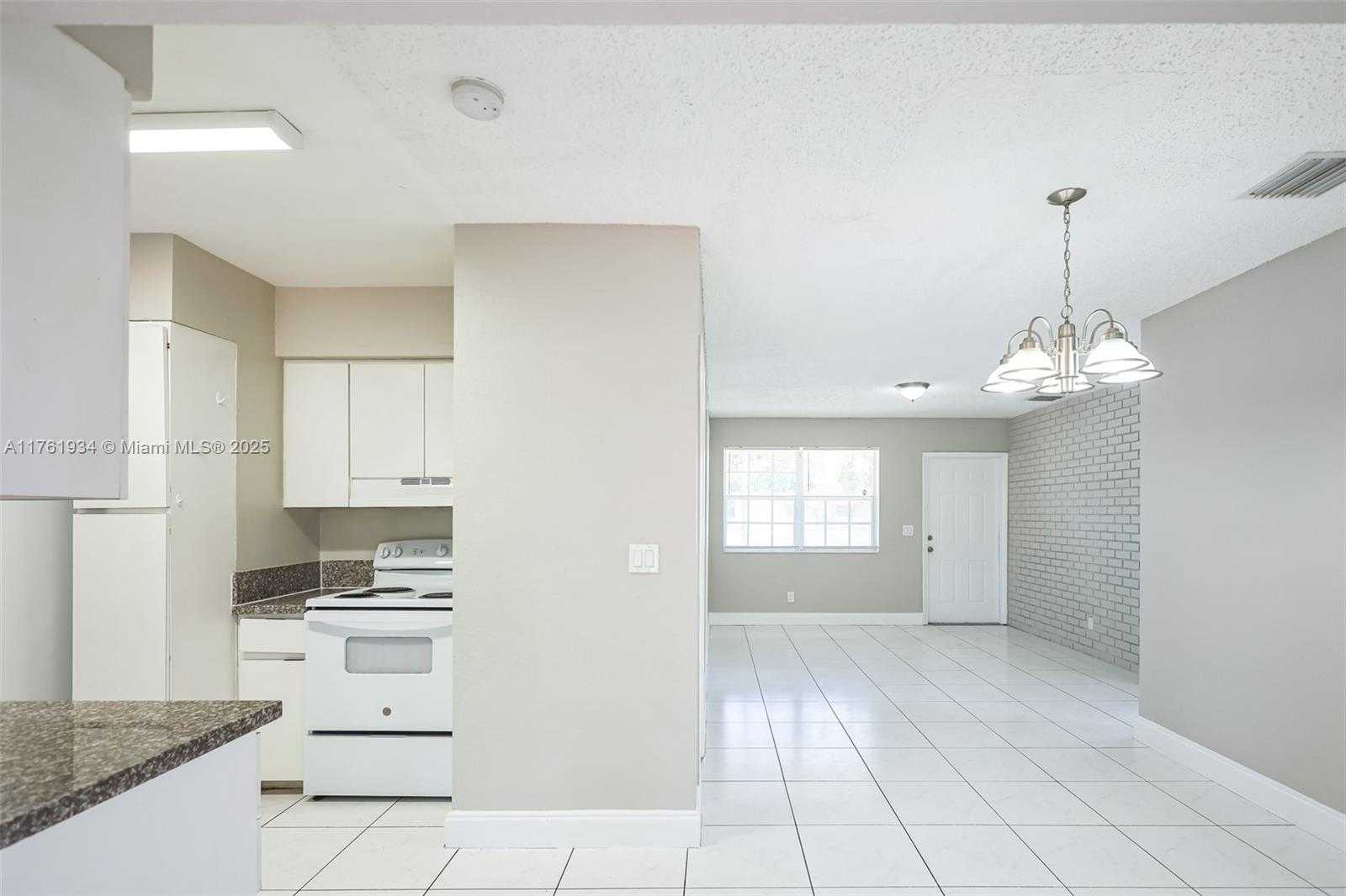 Small Image of 2141 NORTH WEST 61ST AVE, Sunrise Number 7