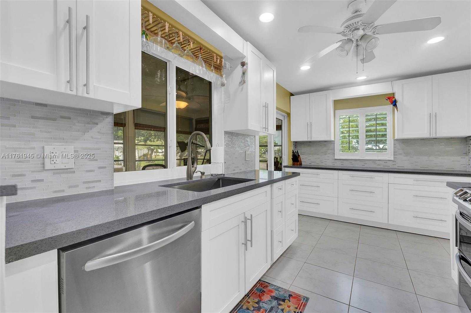Small Image of 1041 NORTH WEST 89TH WAY, Plantation Number 2