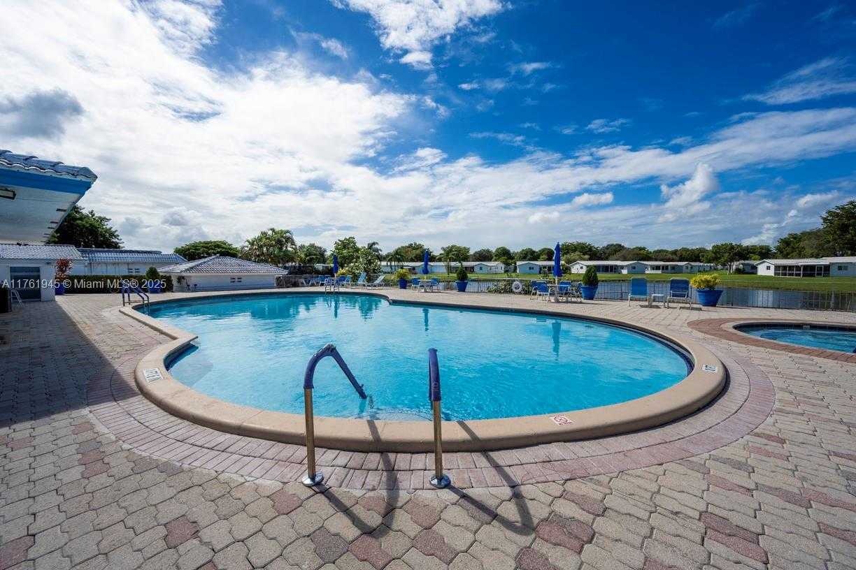 Small Image of 1041 NORTH WEST 89TH WAY, Plantation Number 26