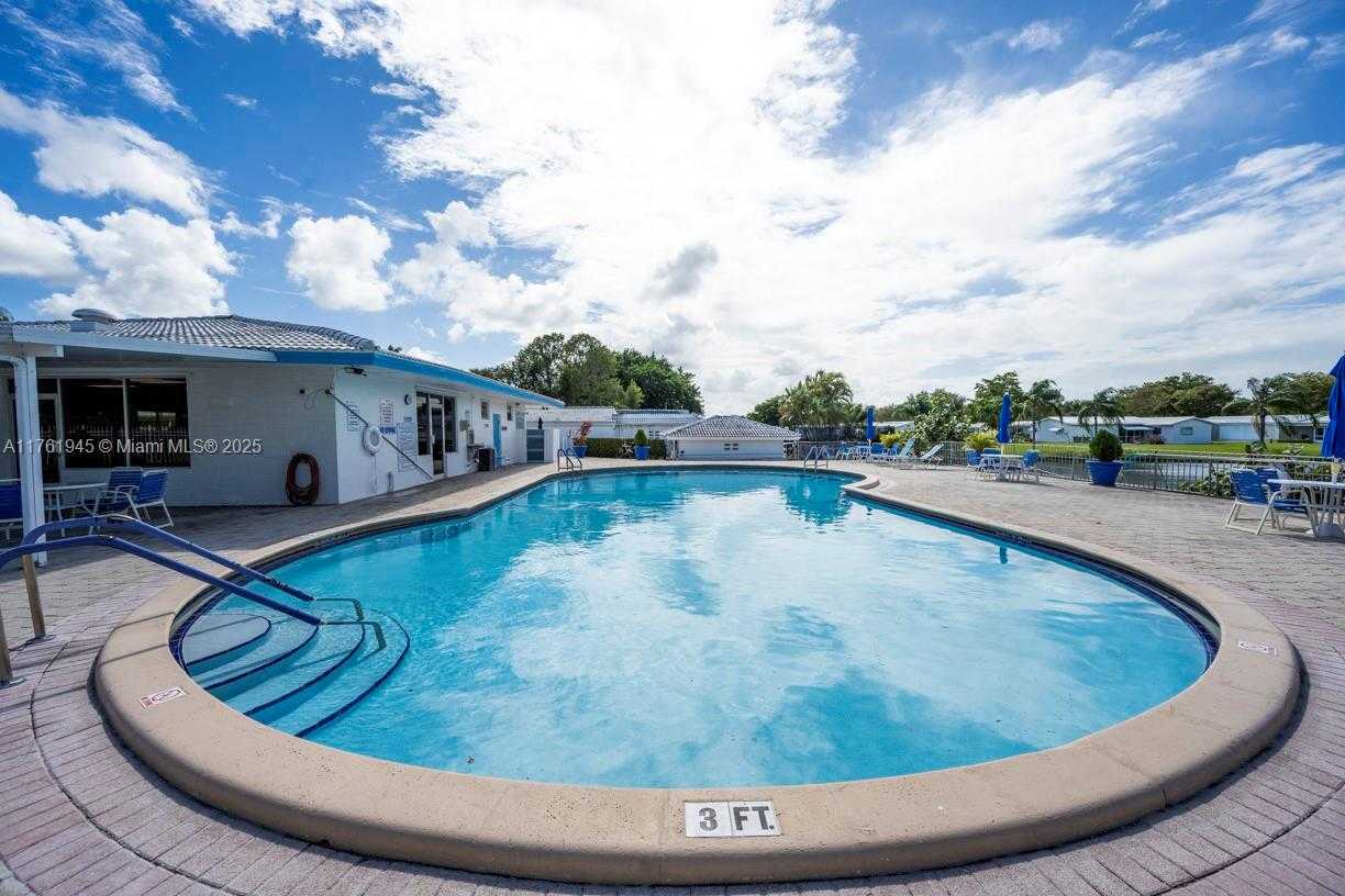 Small Image of 1041 NORTH WEST 89TH WAY, Plantation Number 27